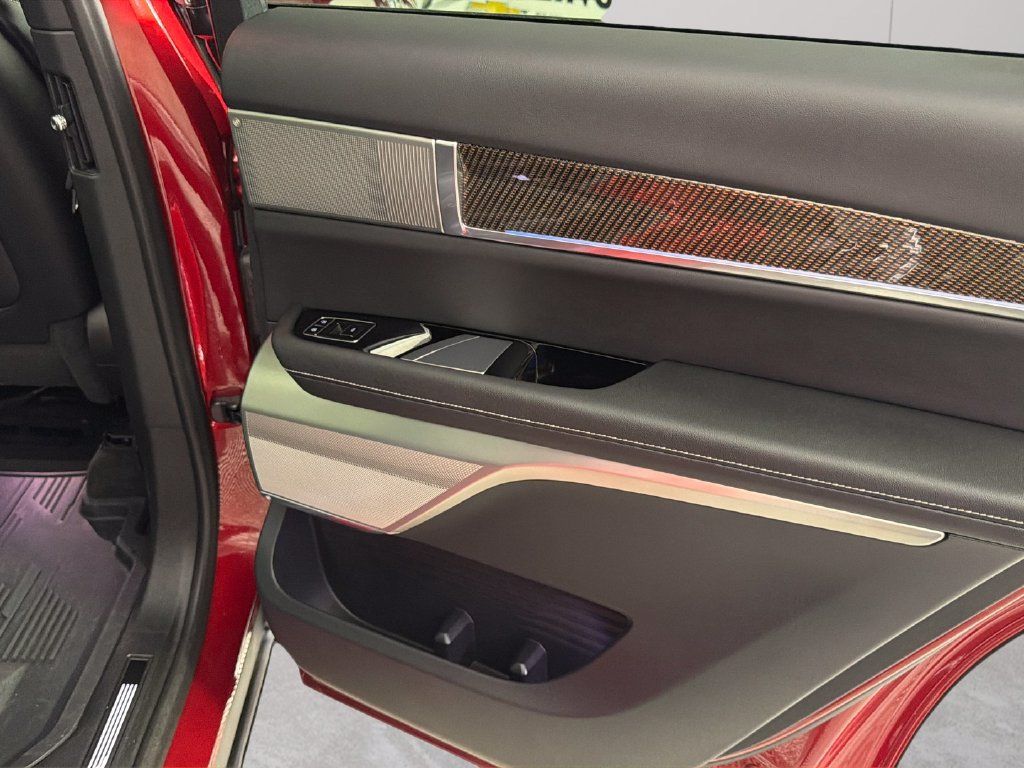 Used 2026 Cadillac Vistiq Sport w/ LPO, Floor Liner Package AWD/4WD image 54