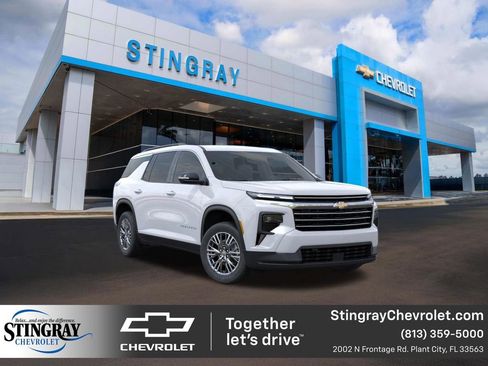 New 2026 Chevrolet Traverse LT w/ Driver Confidence Package FWD image 1