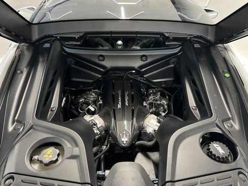 Used 2022 Maserati MC20 Coupe RWD image 27