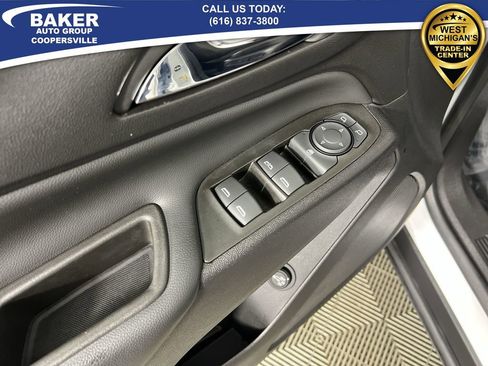 Used 2023 Chevrolet Equinox LT image 23