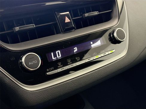 Certified 2025 Toyota Corolla LE FWD image 23