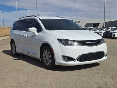 Used 2017 Chrysler Pacifica Touring-L