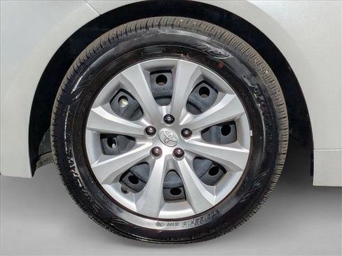 Certified 2025 Toyota Corolla LE image 22