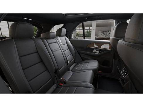 Certified 2026 Mercedes-Benz GLE 350 4MATIC image 5