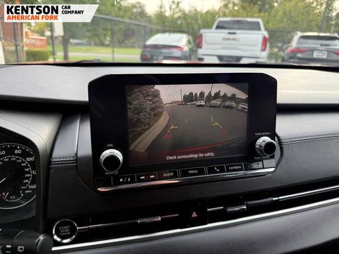 Used 2023 Mitsubishi Outlander ES image 27