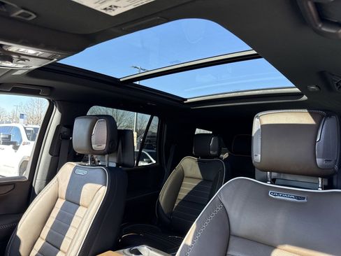 Used 2025 GMC Yukon Denali Ultimate image 22
