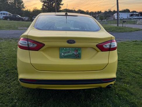 Used 2014 Ford Fusion SE FWD image 7