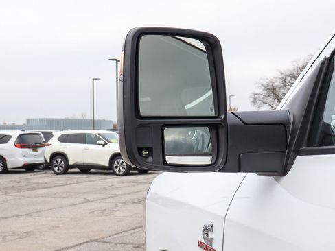 Used 2024 RAM 2500 Big Horn image 16