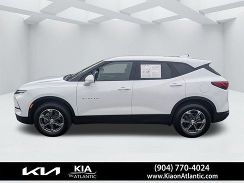 Used 2025 Chevrolet Blazer LT image 6