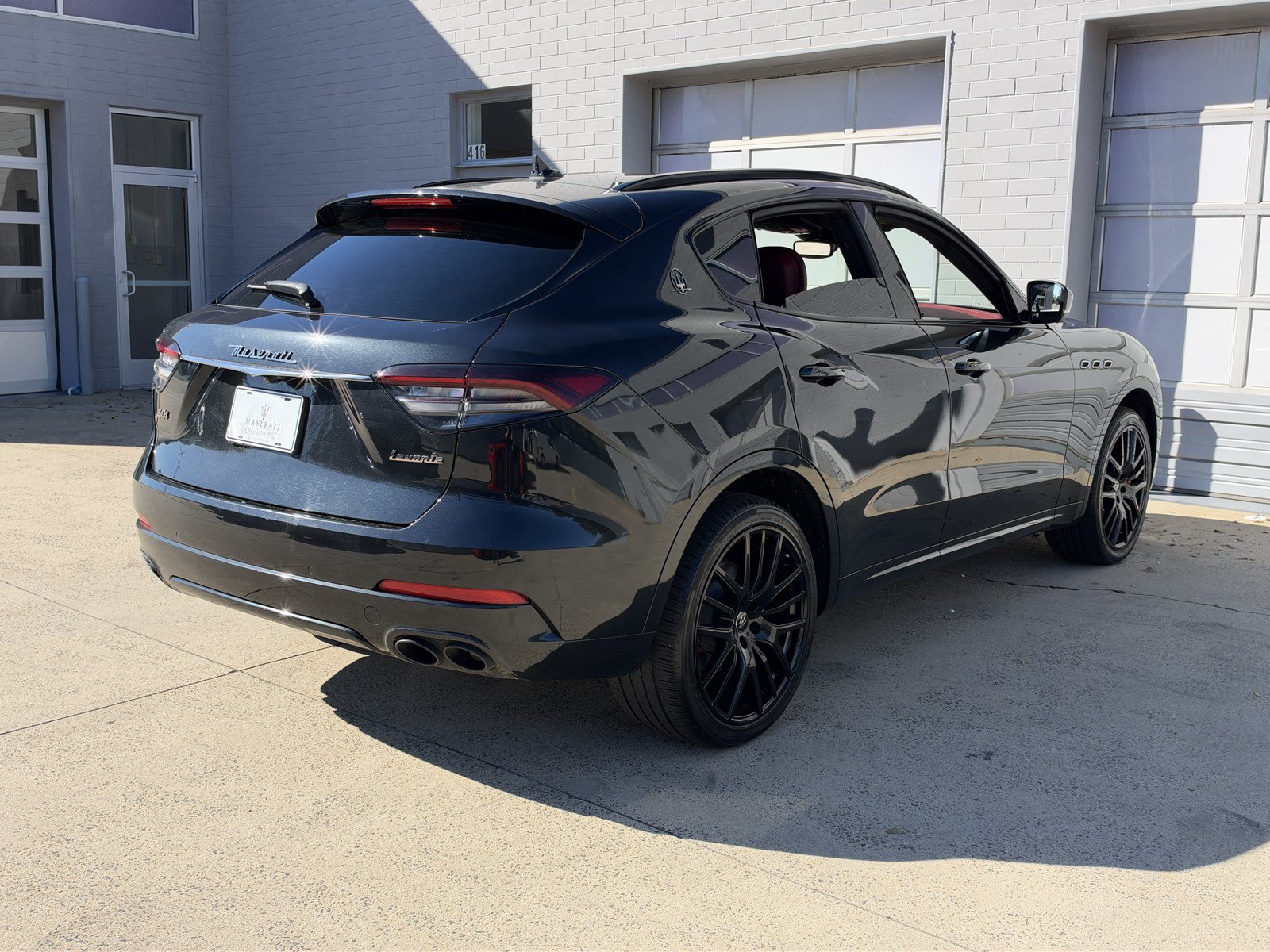 Used 2021 Maserati Levante S AWD/4WD image 5