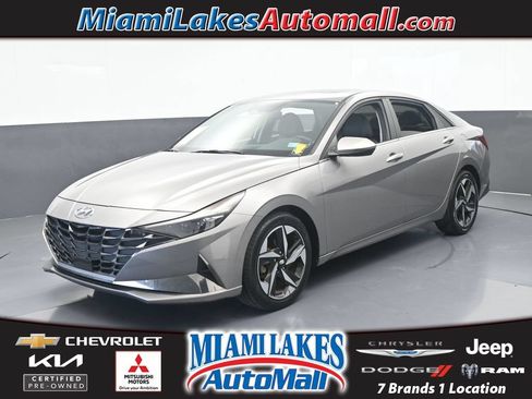 Used 2022 Hyundai Elantra Limited FWD image 1
