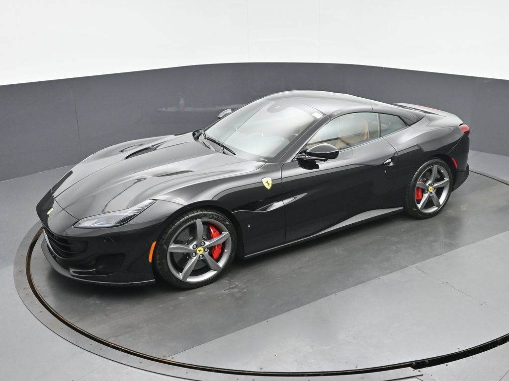 Used 2020 Ferrari Portofino RWD image 33