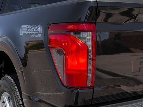 New 2025 Ford F150 XLT w/ Equipment Group 302A MID image 18