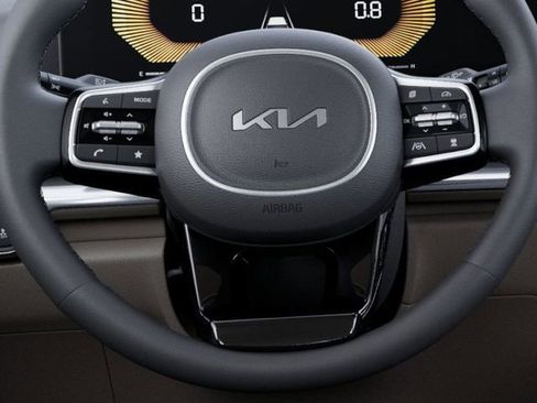New 2026 Kia Carnival FWD image 22