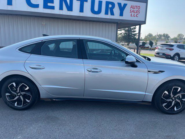 Used 2024 Hyundai Sonata SEL FWD image 14