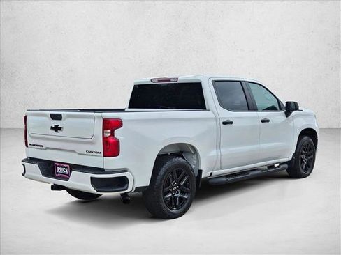 Used 2025 Chevrolet Silverado 1500 Custom w/ Turbomax Blackout Package RWD image 5
