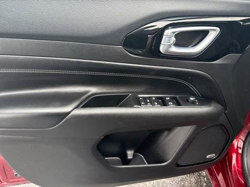 Used 2022 Jeep Compass High Altitude image 9