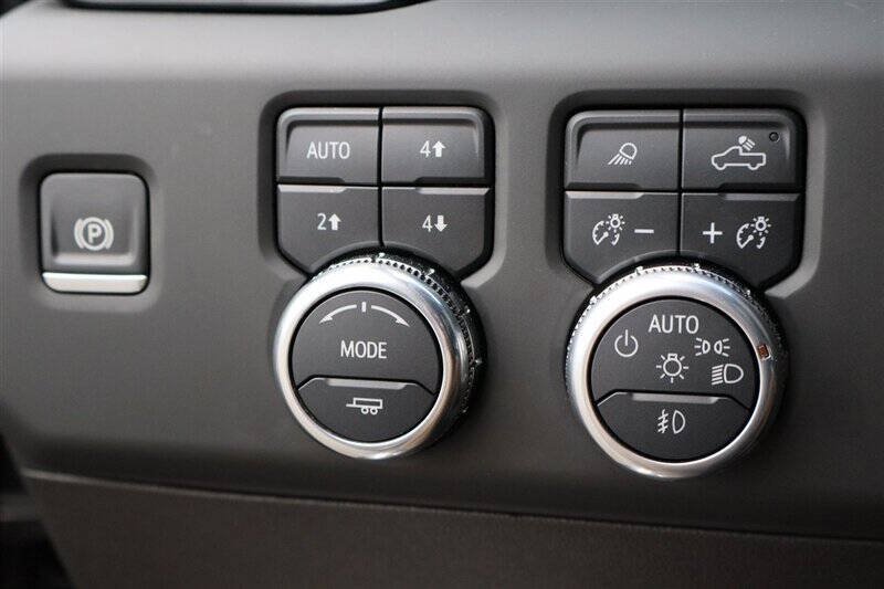 Used 2025 GMC Sierra 3500 AT4 w/ AT4 Premium Plus Package AWD/4WD image 24