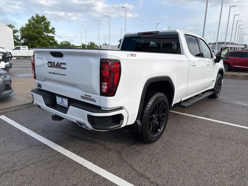 Used 2024 GMC Sierra 1500 Elevation w/ X31 Off-Road Package AWD/4WD image 3