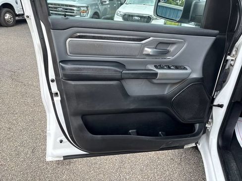 Used 2019 RAM 1500 Big Horn AWD/4WD image 7
