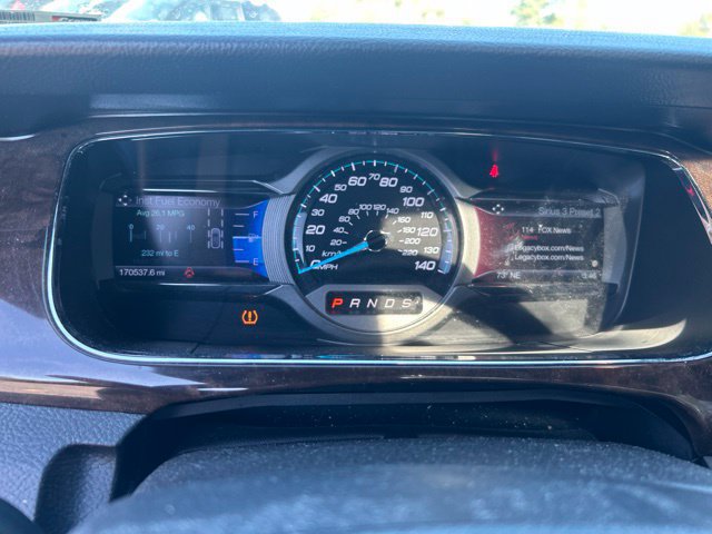 Used 2014 Ford Taurus Limited w/ Equipment Group 301A FWD image 15