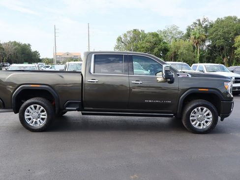 Certified 2023 GMC Sierra 2500 Denali w/ Technology Package AWD/4WD image 10