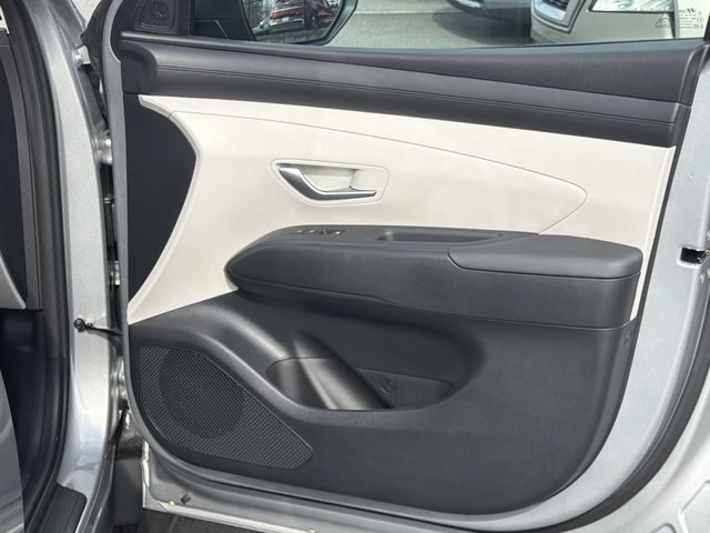 Certified 2026 Hyundai Tucson SE FWD image 17