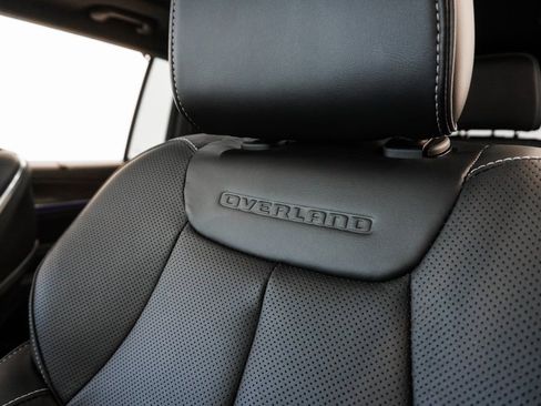 New 2025 Jeep Grand Cherokee L Overland w/ Advanced Protech Group III image 12