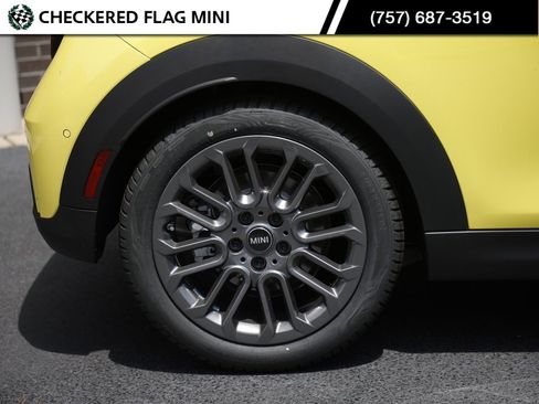 Used 2025 MINI Cooper S image 7