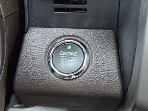 Used 2022 Ford F250 King Ranch w/ King Ranch Ultimate Package AWD/4WD image 17