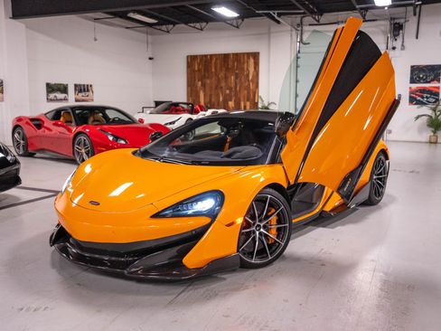 Used 2019 McLaren 600LT RWD image 51