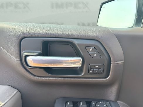 Used 2020 Chevrolet Silverado 1500 LTZ w/ LTZ Texas Edition AWD/4WD image 10