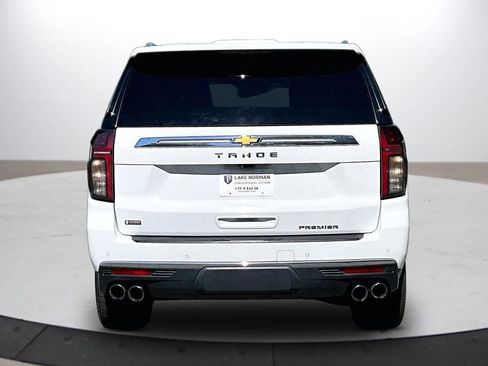 Used 2021 Chevrolet Tahoe Premier w/ Premium Package AWD/4WD image 8