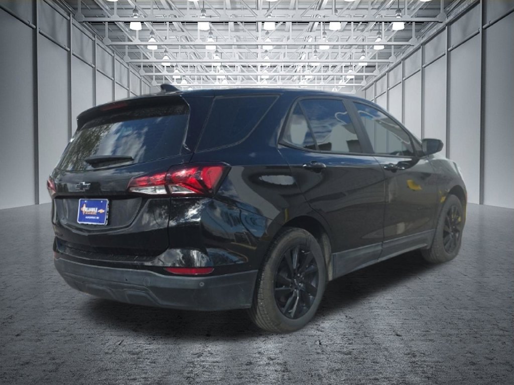 Used 2024 Chevrolet Equinox LS w/ Midnight Edition FWD image 6