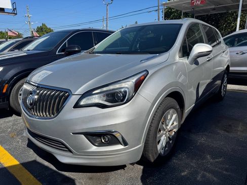Used 2017 Buick Envision Essence FWD image 2