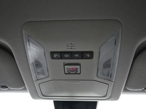 Used 2019 Toyota RAV4 LE FWD image 23