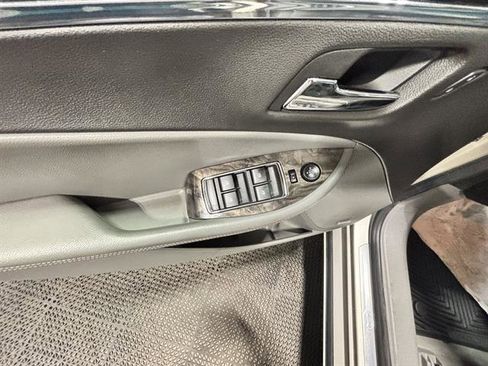 Used 2014 Chevrolet Impala LTZ image 13
