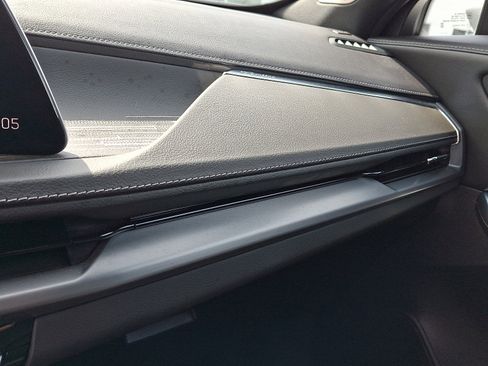 Certified 2024 Cadillac XT4 Premium Luxury image 21