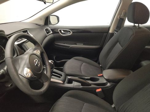 Used 2019 Nissan Sentra SV FWD image 17
