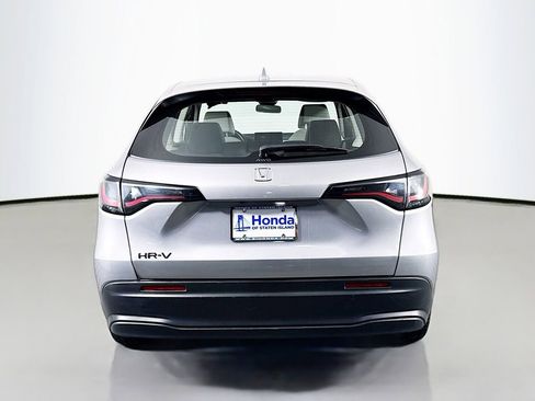 Certified 2023 Honda HR-V LX image 6