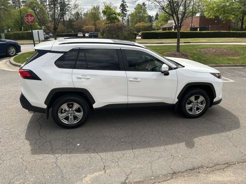Used 2025 Toyota RAV4 XLE w/ Convenience Package image 14