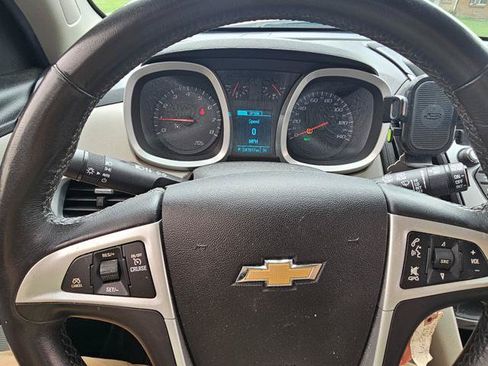 Used 2017 Chevrolet Equinox LT w/ Convenience Package FWD image 17