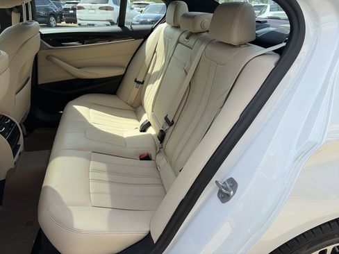 Used 2020 BMW 530i w/ Convenience Package RWD image 31