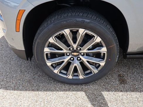 New 2026 Chevrolet Tahoe High Country AWD/4WD image 10