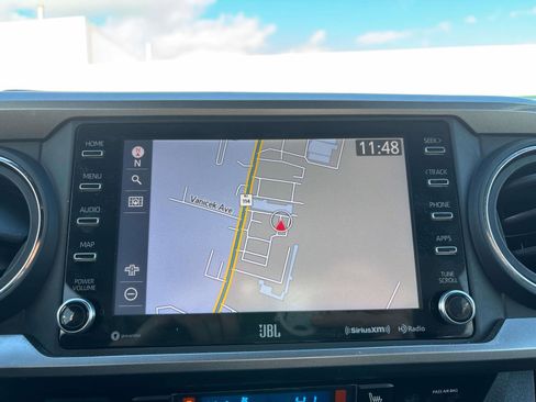 Used 2023 Toyota Tacoma Limited image 21