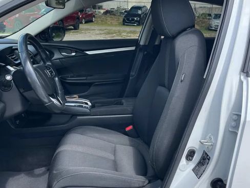Used 2019 Honda Civic EX image 3