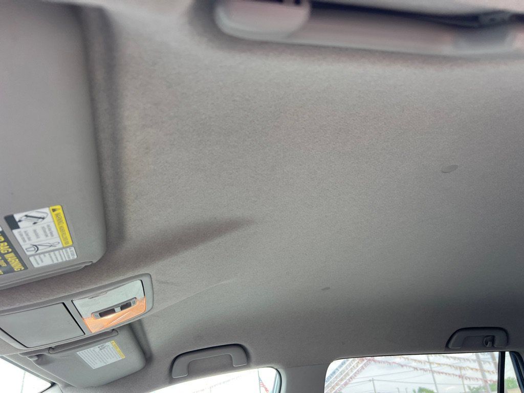 Used 2011 Toyota RAV4 2WD w/ Base L4 Extra Value Pkg image 35