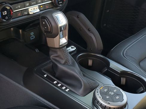 New 2025 Ford Bronco Big Bend w/ Black Diamond Package image 23