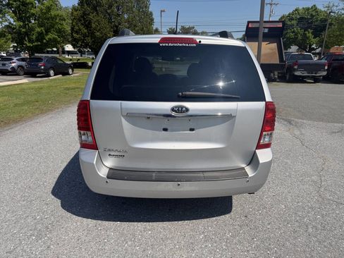 Used 2012 Kia Sedona LX w/ PWR Pkg FWD image 4