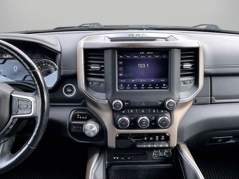 Used 2019 RAM 1500 Laramie image 13